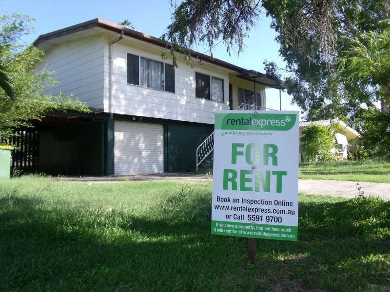 310 Government Road, Labrador QLD 4215