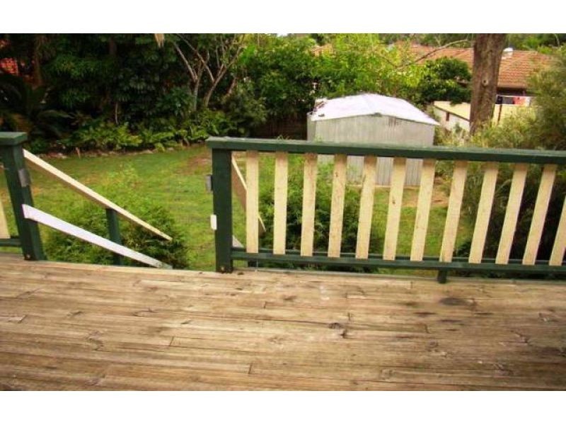 310 Government Road, Labrador QLD 4215