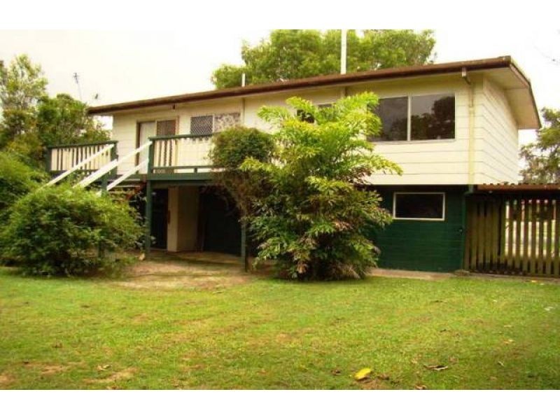 310 Government Road, Labrador QLD 4215