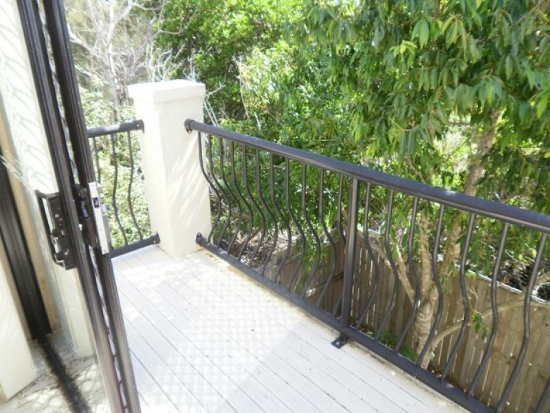 9/37 Harley Street, Labrador QLD 4215