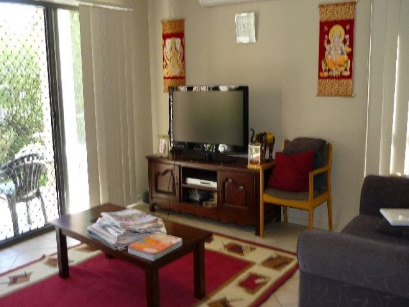 2/24 Dulwich Road, Yeronga QLD 4104