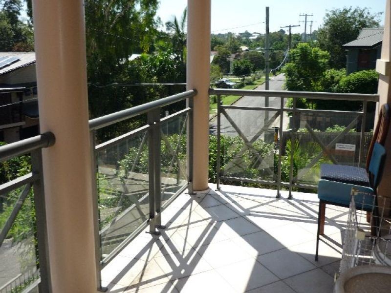 2/24 Dulwich Road, Yeronga QLD 4104