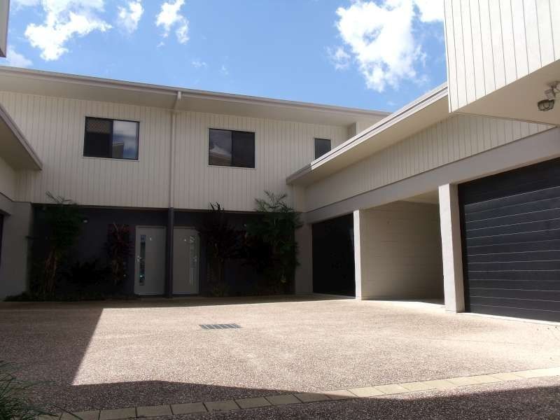 2/27 Latham Street, Chermside QLD 4032