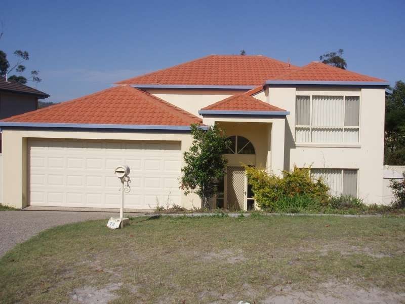 72 Christina Ryan Way, Arundel QLD 4214