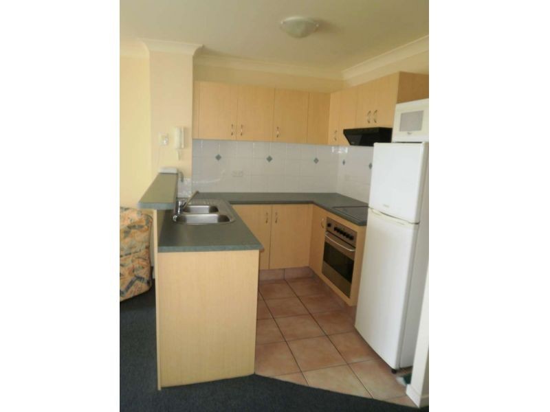 89/148-150 Marine Parade, Southport QLD 4215