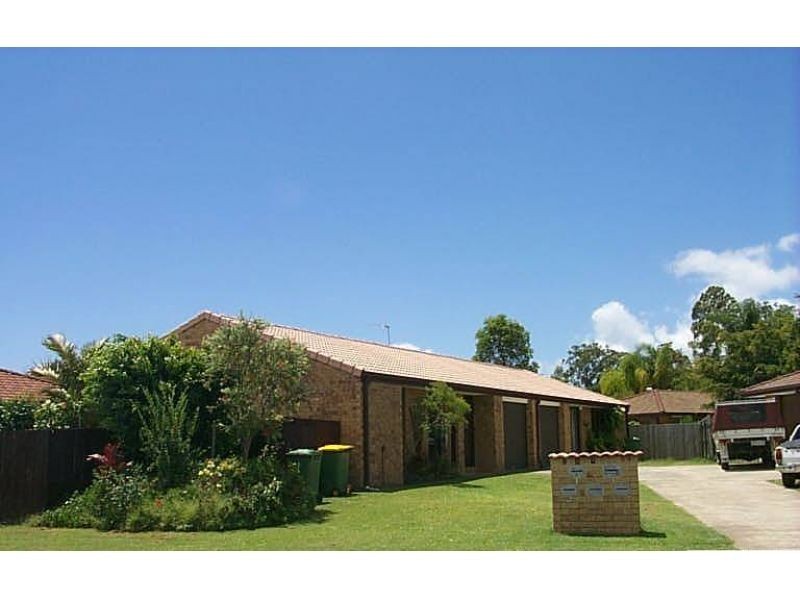 1/7 Galloway Drive, Ashmore QLD 4214