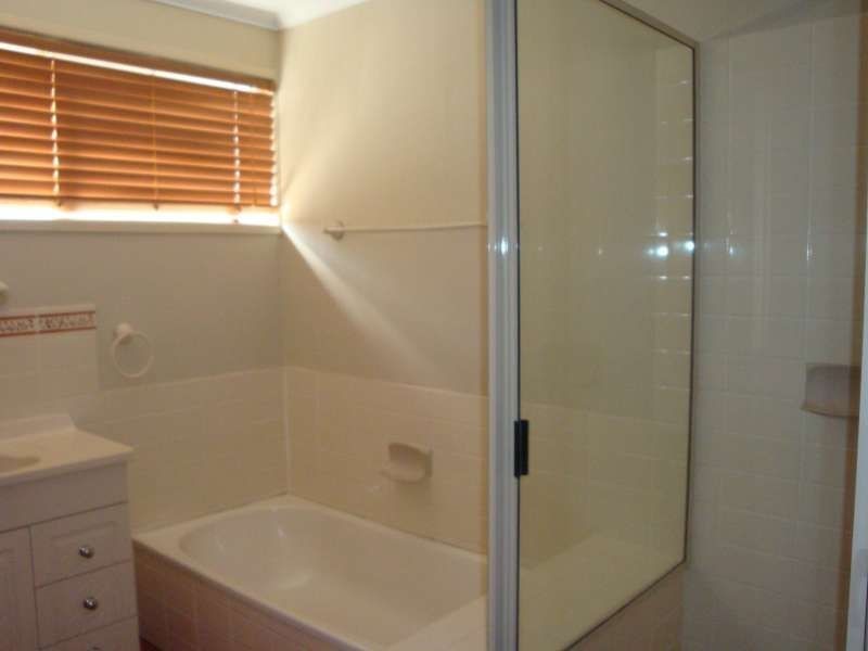 17 Tarawill Crescent, Ferny Hills QLD 4055