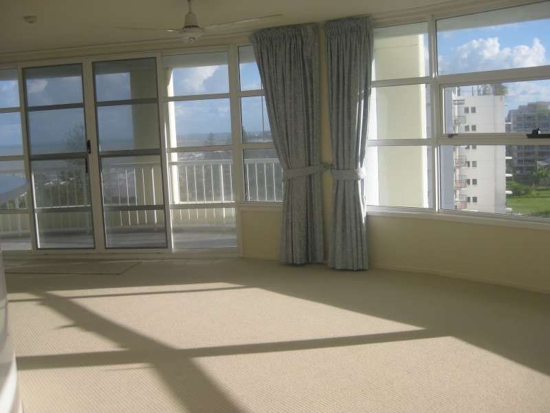 25/77 Marine Parade, Redcliffe QLD 4020
