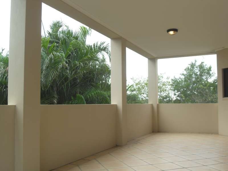 2/58 Sisley Street, St Lucia QLD 4067