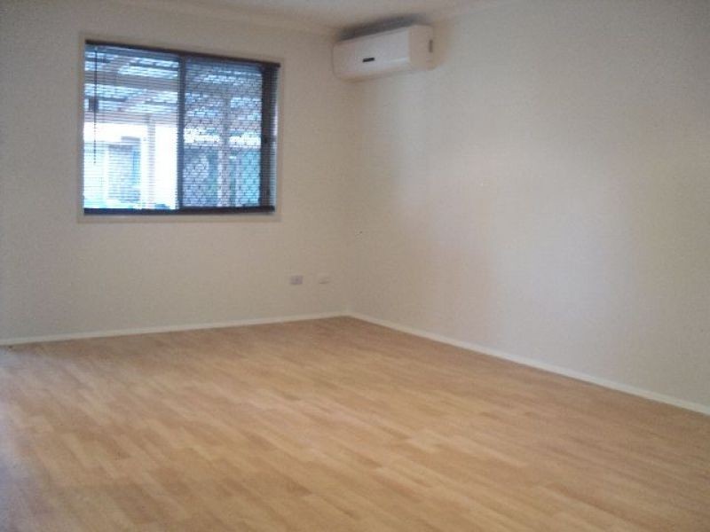 2/15 Martens Street, Mount Warren Park QLD 4207