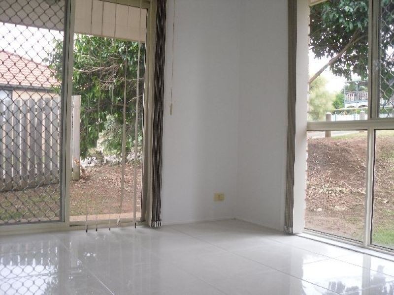 69 Constellation Way, Wynnum West QLD 4178