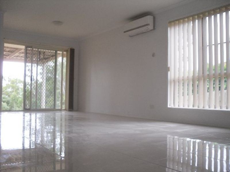 69 Constellation Way, Wynnum West QLD 4178