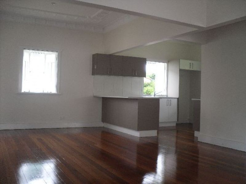 45 Reuben Street, Holland Park QLD 4121