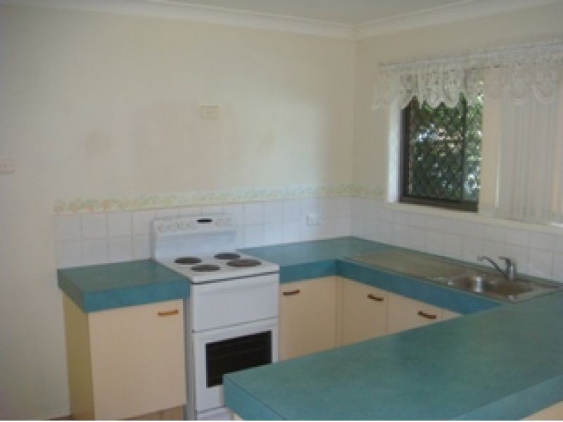 2/25 Binstead Drive, Southport QLD 4215