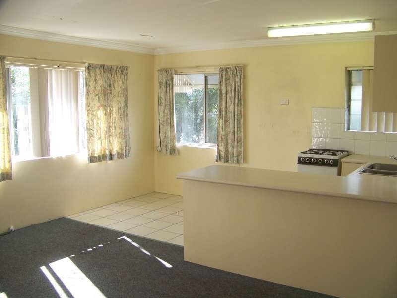 2/130 Gainsborough Street, Moorooka QLD 4105