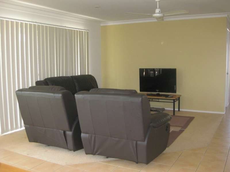 14 Ultramarine Parade, Griffin QLD 4503