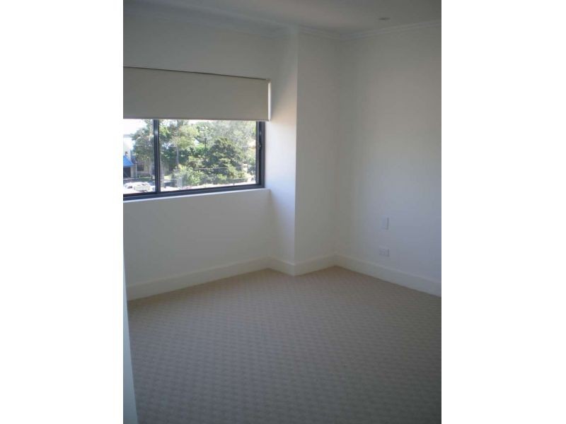 10/508 Marine Parade, Biggera Waters QLD 4216