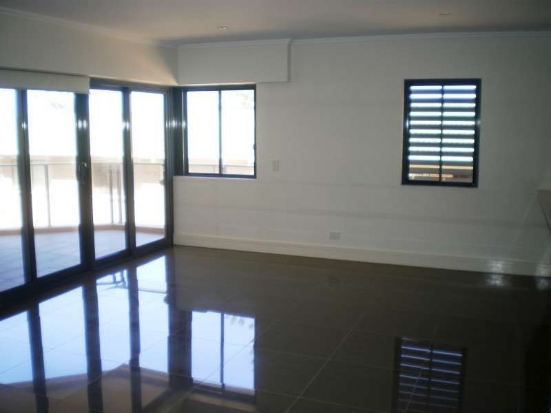 10/508 Marine Parade, Biggera Waters QLD 4216