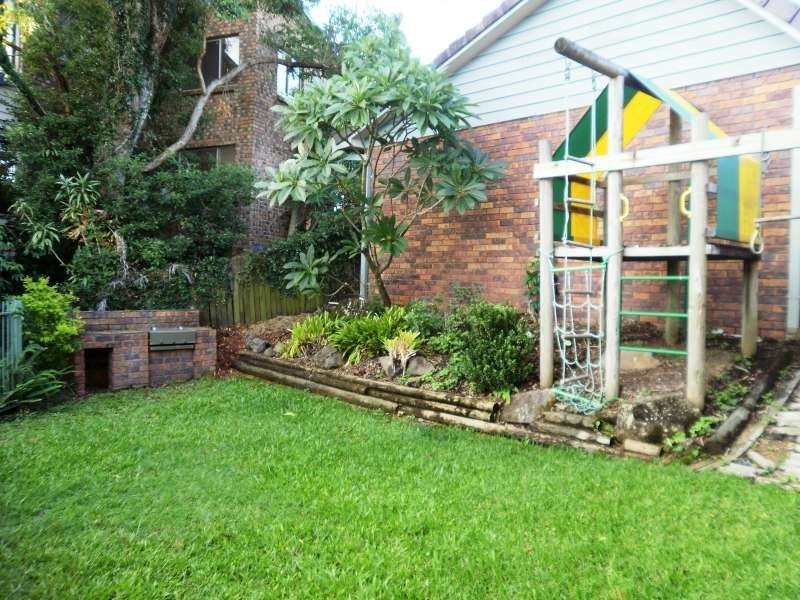 32 Binalong Drive, Ashmore QLD 4214