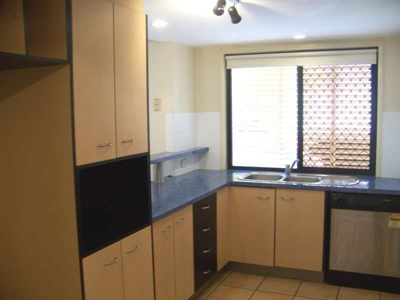 2/186 Butterfield Street, Herston QLD 4006