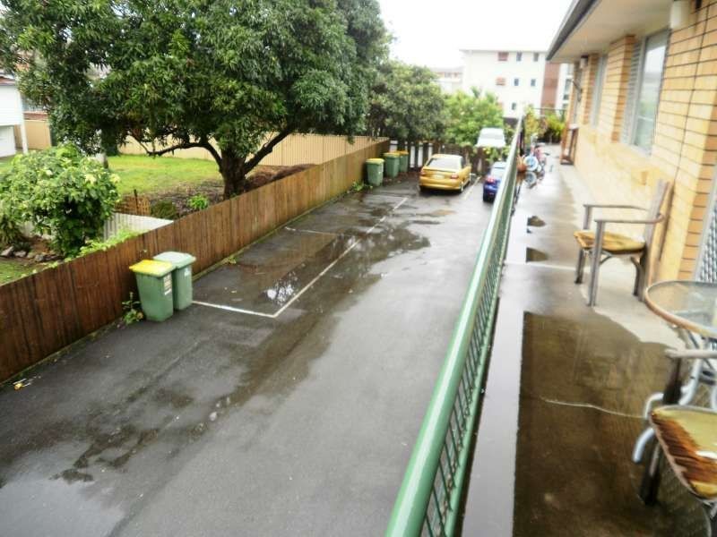 6/39 Middle Street, Labrador QLD 4215