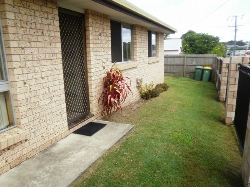 2/1 Water Street, Southport QLD 4215