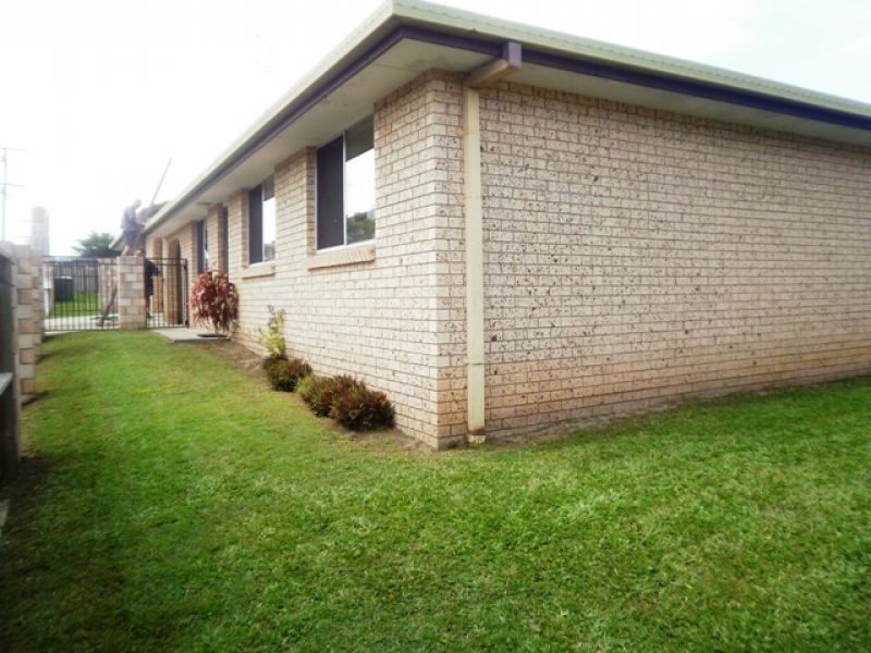 2/1 Water Street, Southport QLD 4215