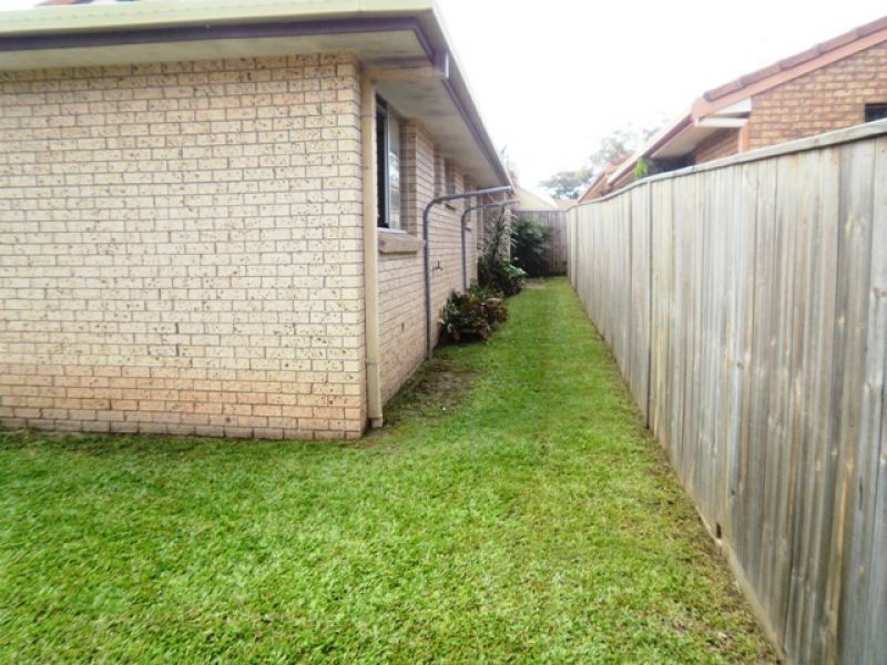2/1 Water Street, Southport QLD 4215
