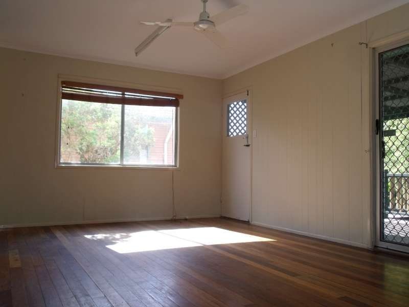 12 Cleves Street, Beenleigh QLD 4207