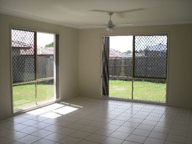 35 Julie Street, Crestmead QLD 4132