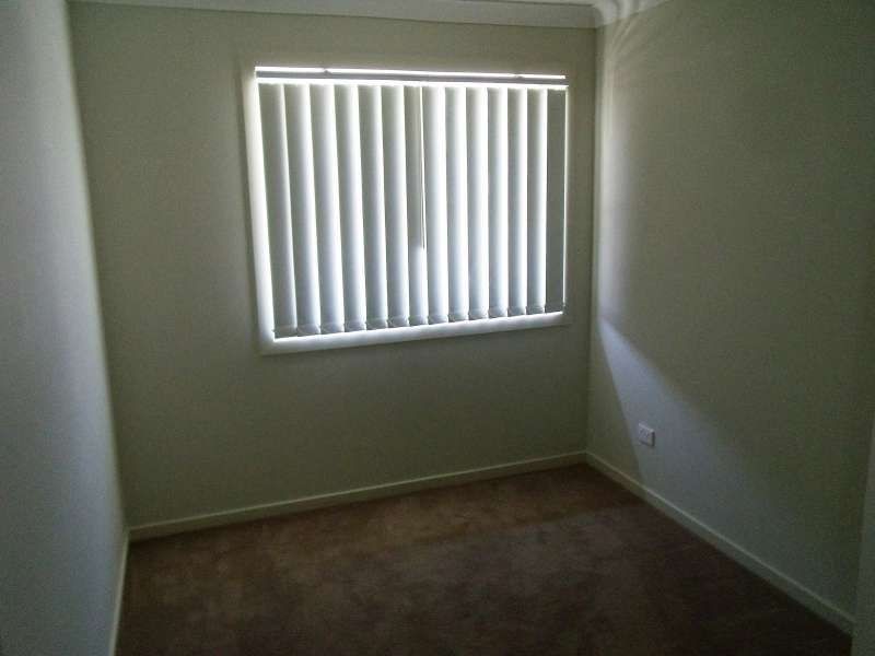 1/6 Spirula Street, Upper Coomera QLD 4209