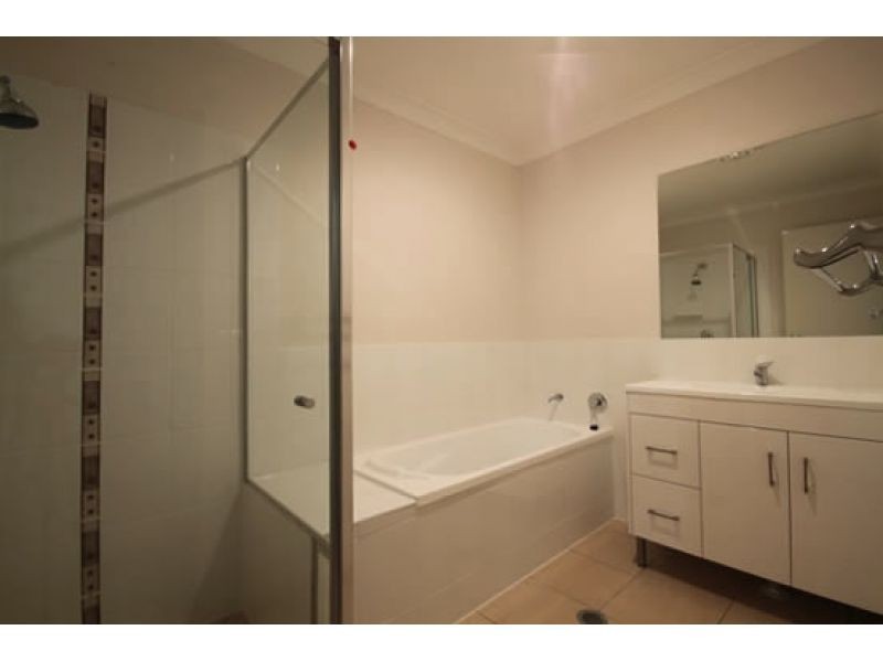 1/6 Adam Court, Kallangur QLD 4503
