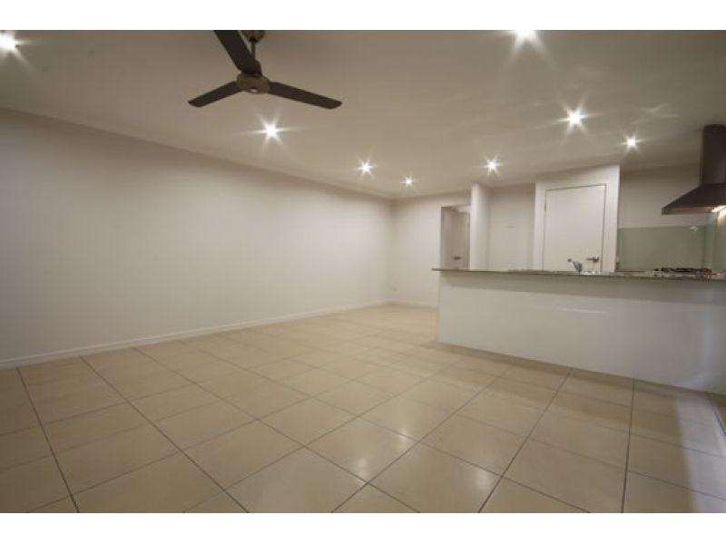 1/6 Adam Court, Kallangur QLD 4503