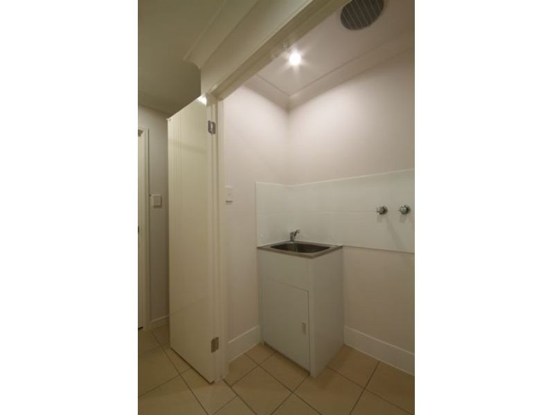 2/6 Adam Court, Kallangur QLD 4503