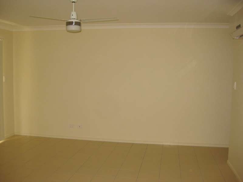 1/21 Adam Court, Kallangur QLD 4503