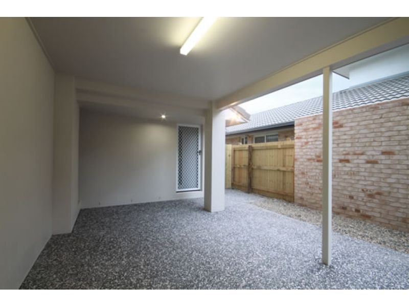1/8 Gabrielle Court, Kallangur QLD 4503