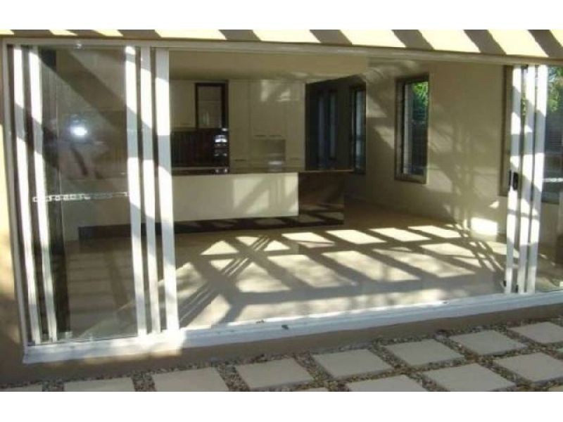 4/18 Minnie Street, Southport QLD 4215