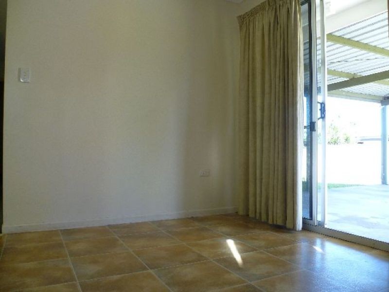 Regents Park QLD 4118