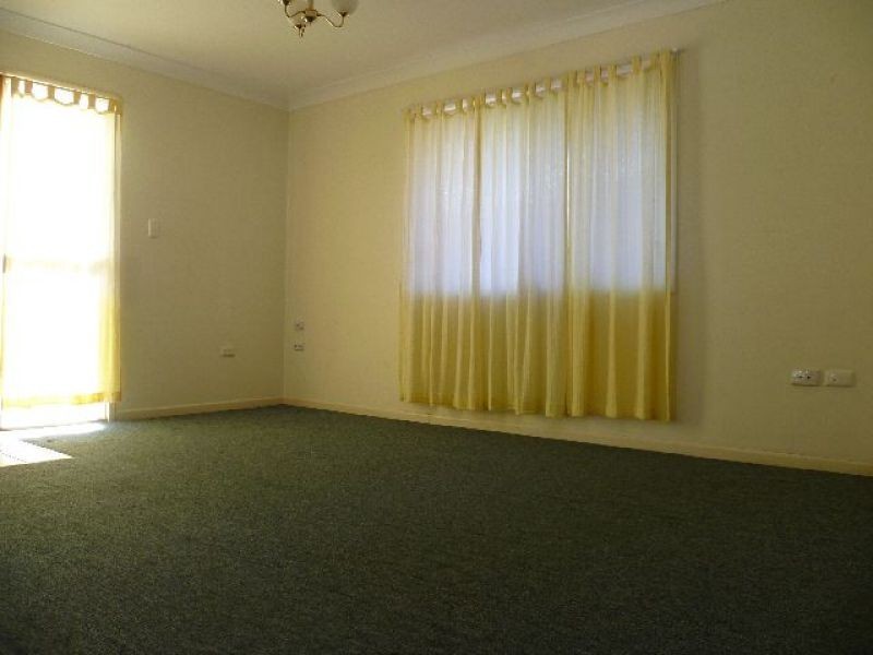 Regents Park QLD 4118