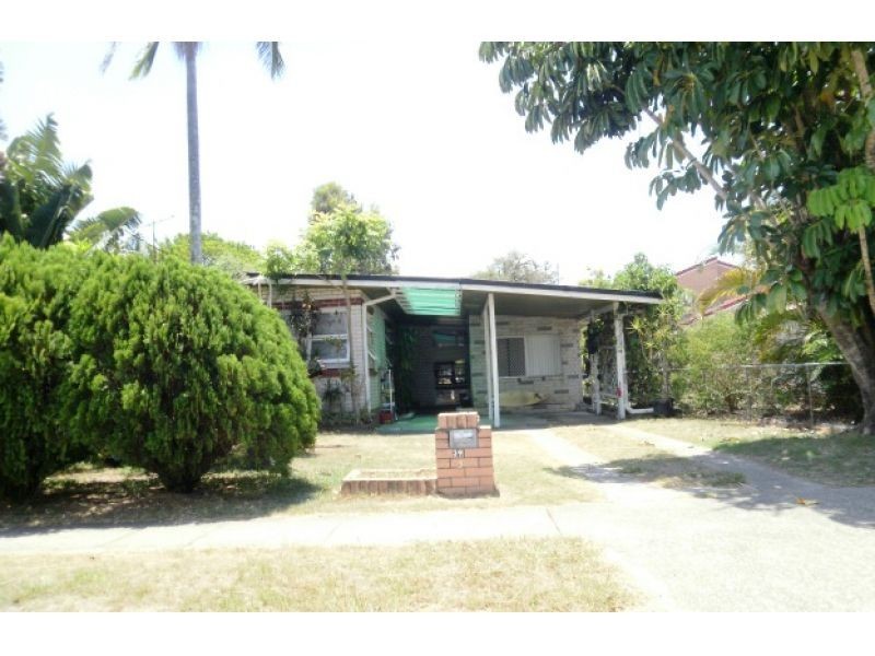 39 Imperial Parade, Labrador QLD 4215
