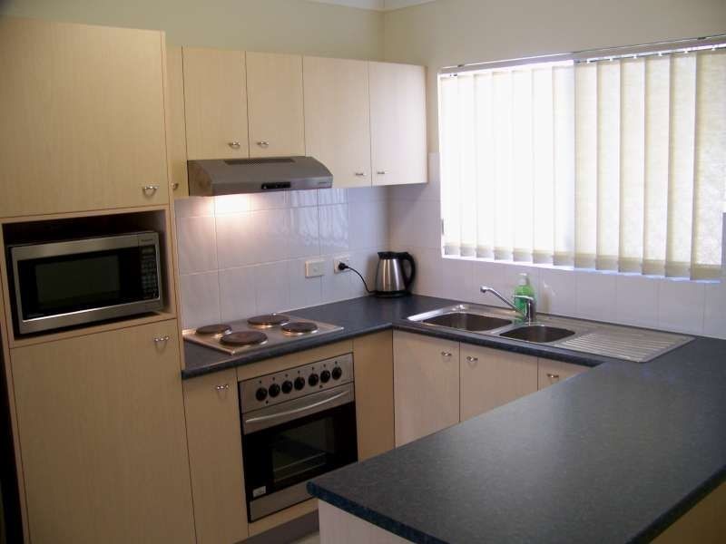 10/51 Junction Road, Clayfield QLD 4011