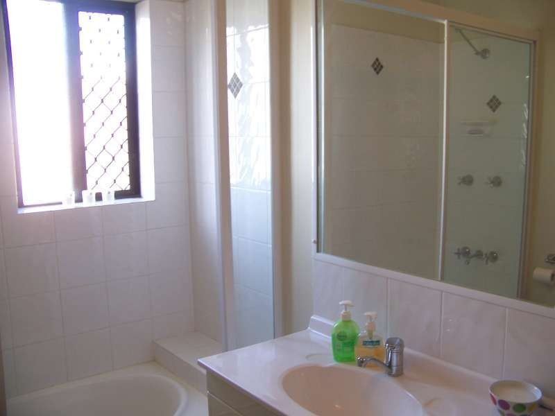 10/51 Junction Road, Clayfield QLD 4011