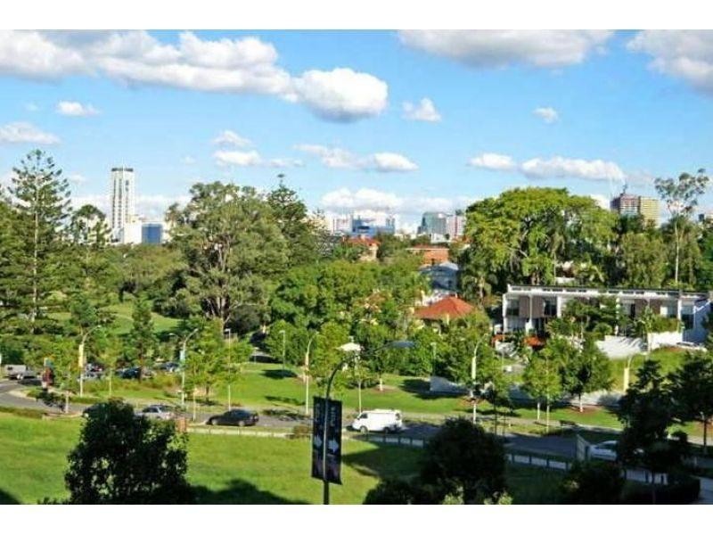 2405/57 Musk Avenue, Kelvin Grove QLD 4059