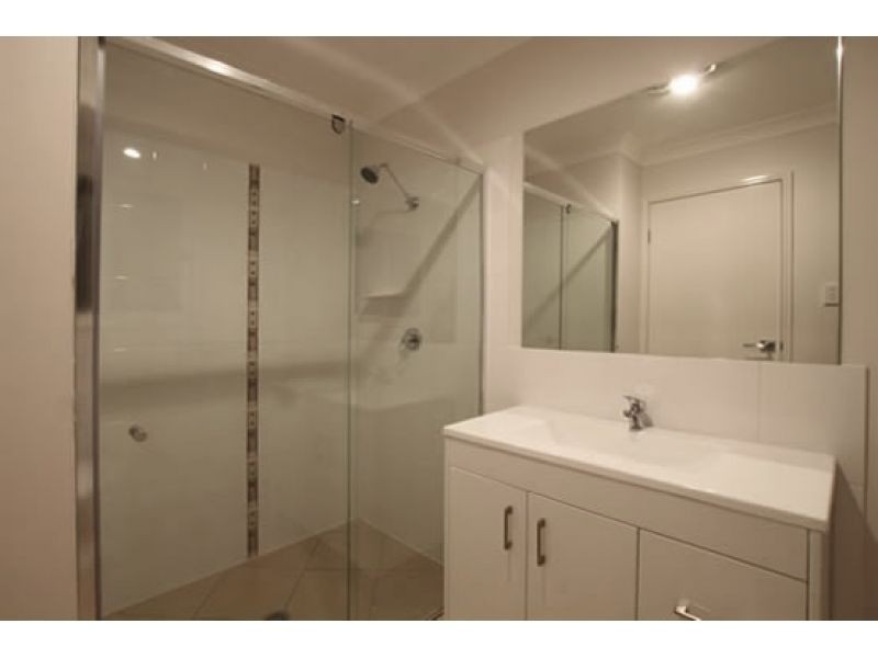 1/2 Homeland Crescent, Warner QLD 4500