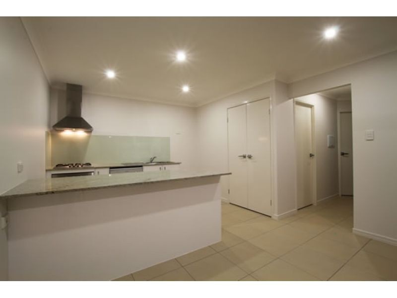 2/2 Homeland Crescent, Warner QLD 4500