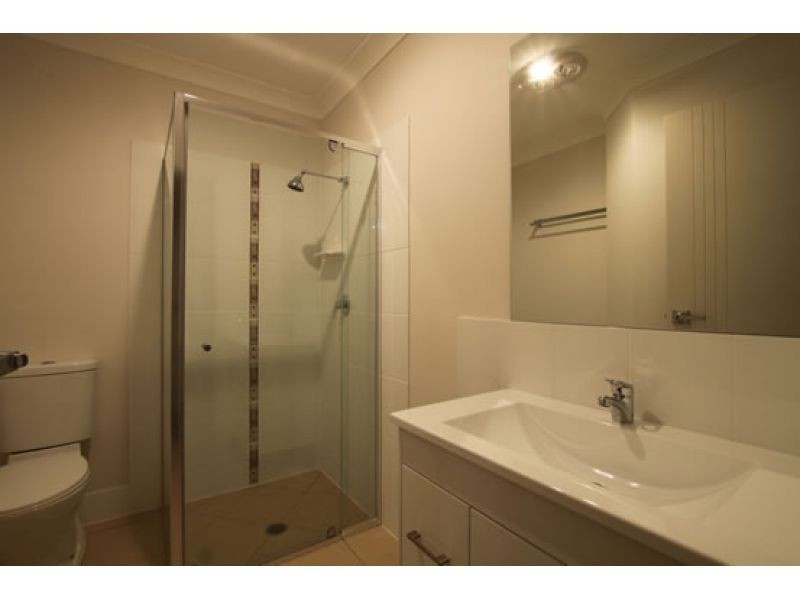 2/2 Homeland Crescent, Warner QLD 4500