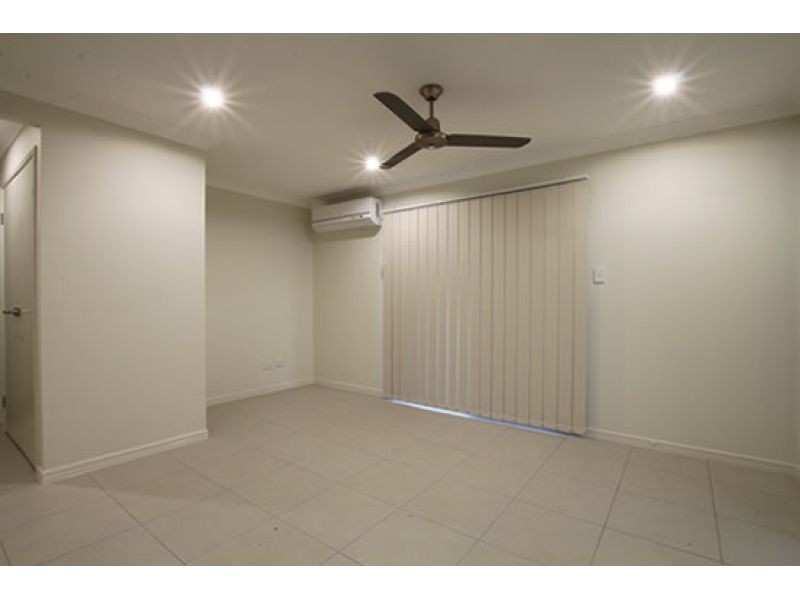 2/25 Homeland Crescent, Warner QLD 4500
