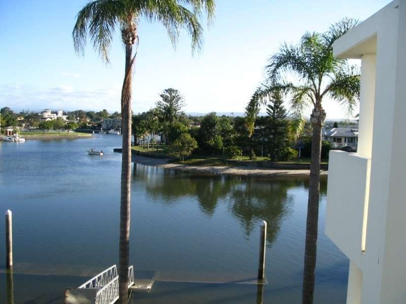 19/52 Back Street, Biggera Waters QLD 4216