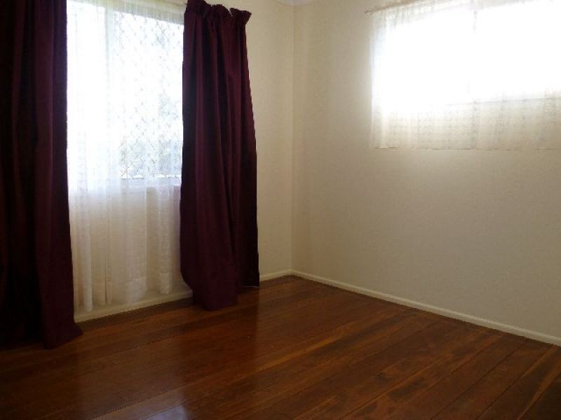 19 A Pine Street, Woodridge QLD 4114