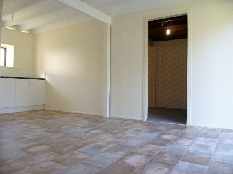 19 B Pine Street, Woodridge QLD 4114